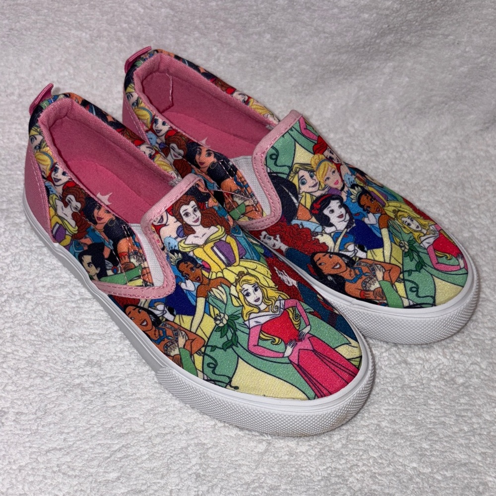 Disney ground up princess Slip-On Sneakers girls size 2